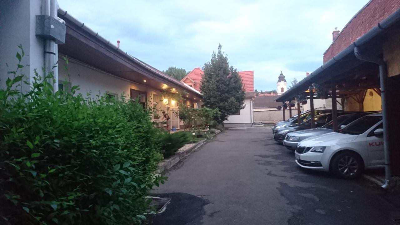 Nobilis Apartman Eger Exterior foto